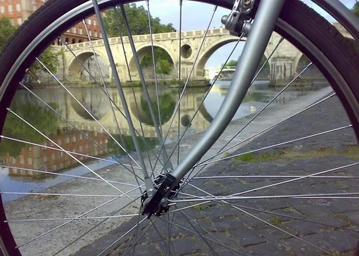 Milizie 76 Gallery Гостевой дом 4*