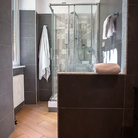 Milizie 76 Gallery Roma