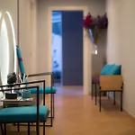 Milizie 76 Gallery בית הארחה