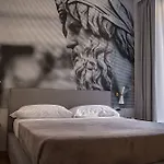 Milizie 76 Gallery 4*