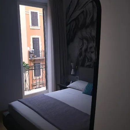Milizie 76 Gallery Roma